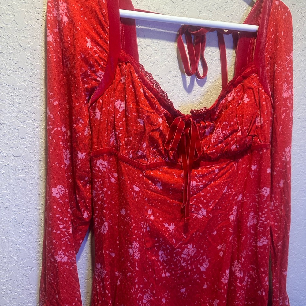 Free People NWT Tess Mini Red Floral Long Sleeve Dress Size Medium - Picture 5 of 9